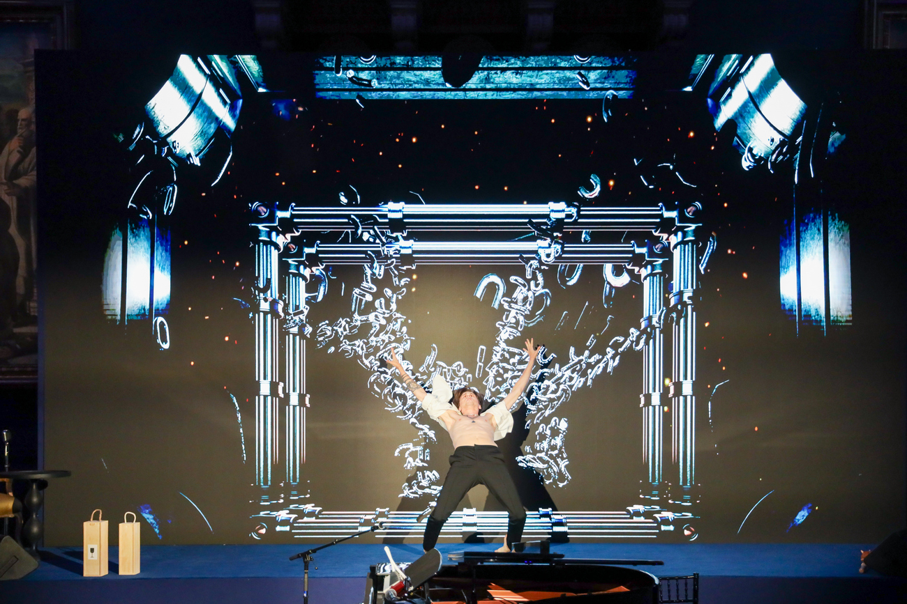 У Лондоні "пустили з молотка" українські картини: скільки грошей виручили (фото)